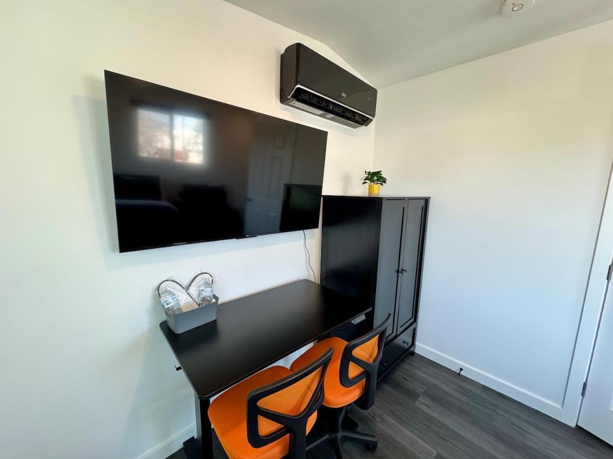 Your Downtown Cozy Studio With Backyard Unit C 凤凰城 外观 照片