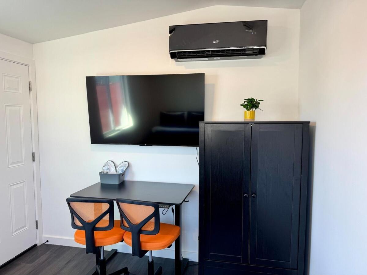 Your Downtown Cozy Studio With Backyard Unit C 凤凰城 外观 照片